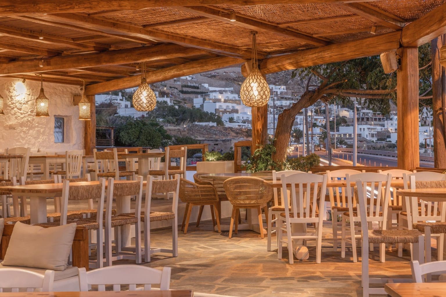 Traditional Greek Taverna in Mykonos | Mathios Tavern